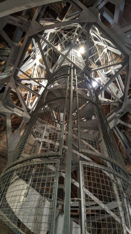 Escaleras de la torre de la catedral de Elblag